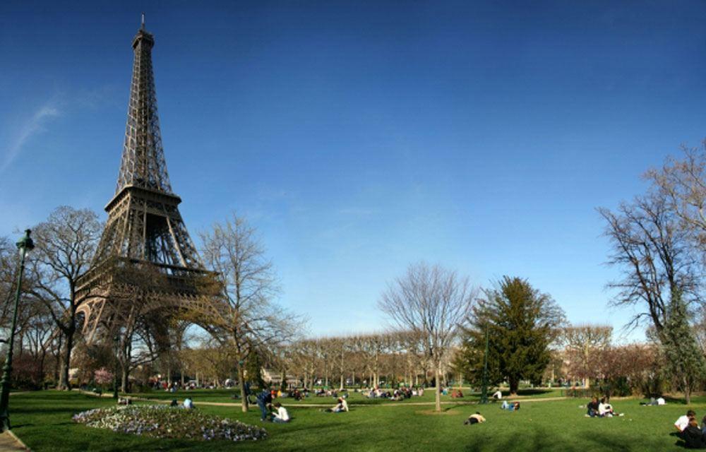 Apartamento Eiffel Tower Champs De Mars París Exterior foto
